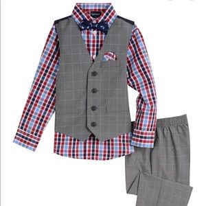 NWT Nautica Boys 4pc set